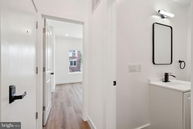 922 W SUSQUEHANNA AVE, Philadelphia, PA 19122