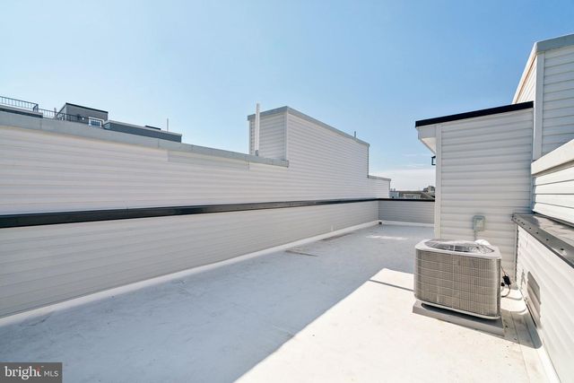 922 W SUSQUEHANNA AVE, Philadelphia, PA 19122