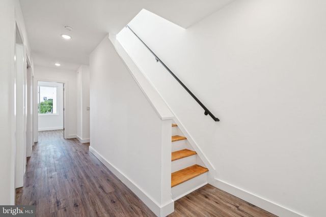 922 W SUSQUEHANNA AVE, Philadelphia, PA 19122