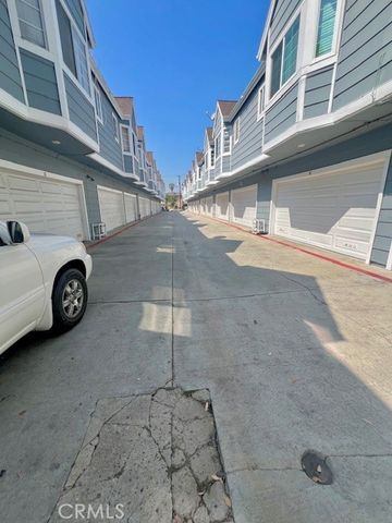 812 Inglewood, Inglewood, CA 90302