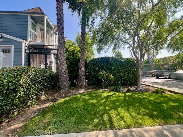 812 Inglewood, Inglewood, CA 90302