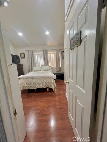 812 Inglewood, Inglewood, CA 90302