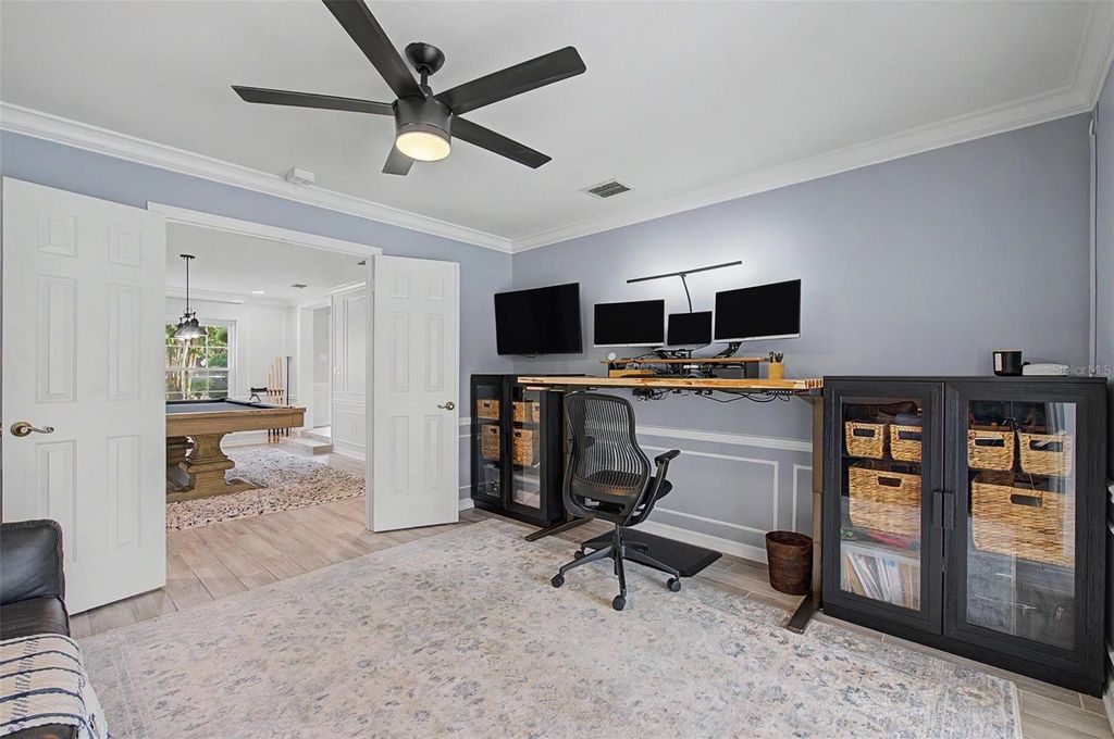 Image 18 of property listing at 3909 NORTHAMPTON WAY, Tampa, FL 33618