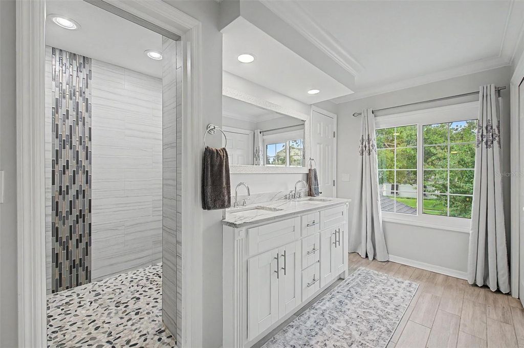 Image 27 of property listing at 3909 NORTHAMPTON WAY, Tampa, FL 33618