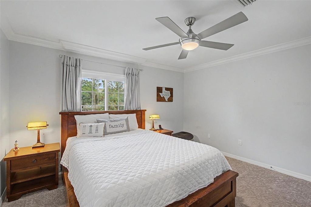 Image 30 of property listing at 3909 NORTHAMPTON WAY, Tampa, FL 33618