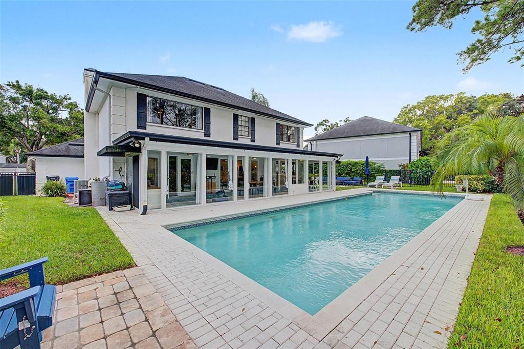 Image 32 of property listing at 3909 NORTHAMPTON WAY, Tampa, FL 33618