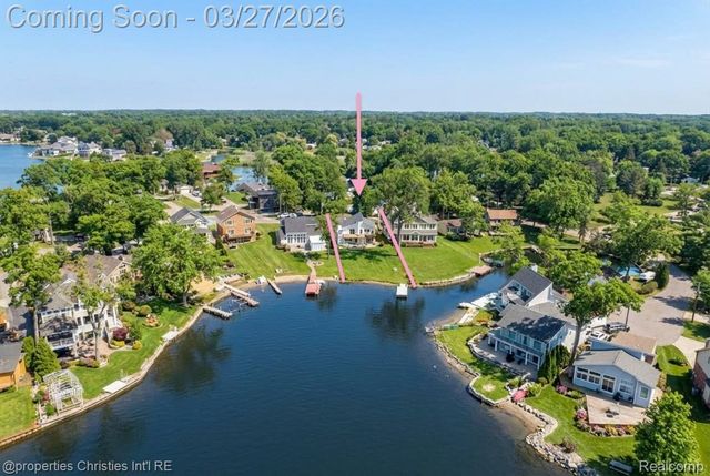 2323 Solano Drive, Wolverine Lake Village, MI 48390