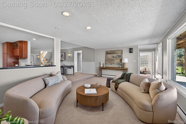 2323 Solano Drive, Wolverine Lake Village, MI 48390