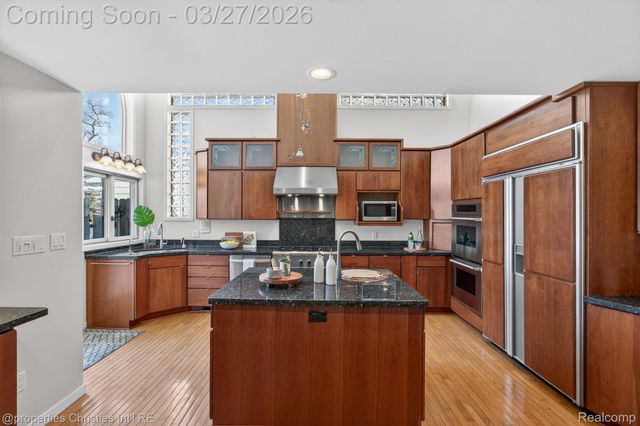 2323 Solano Drive, Wolverine Lake Village, MI 48390