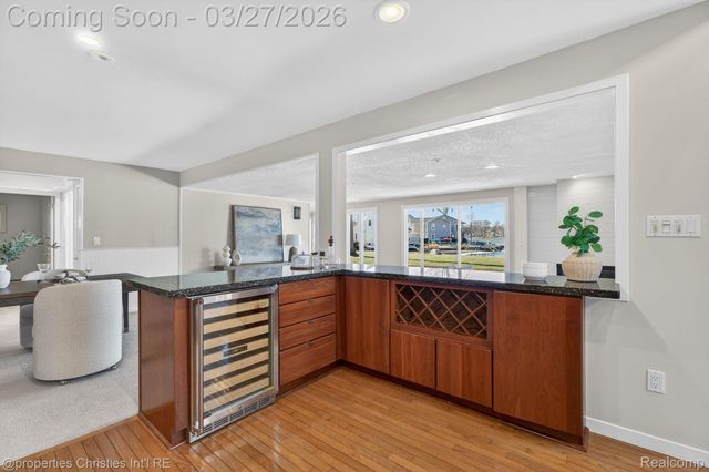 2323 Solano Drive, Wolverine Lake Village, MI 48390