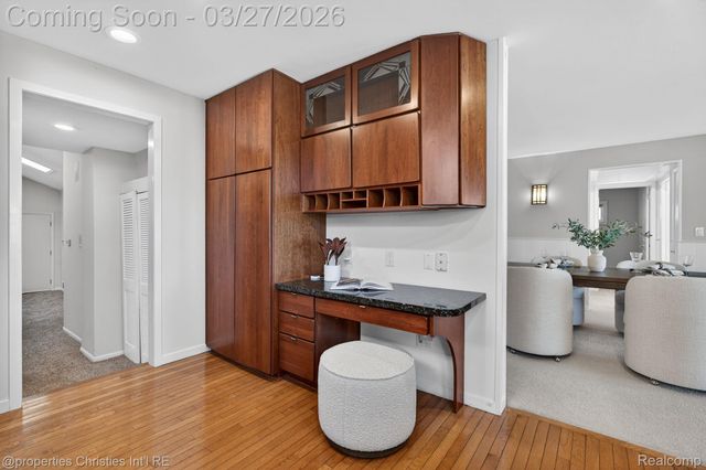 2323 Solano Drive, Wolverine Lake Village, MI 48390