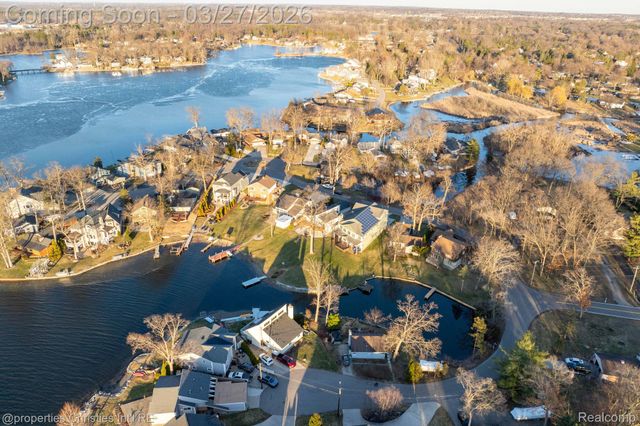 2323 Solano Drive, Wolverine Lake Village, MI 48390