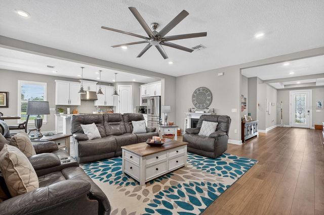 94 ALMOND POINT, St Augustine, FL 32095