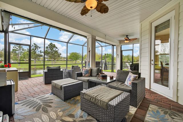 94 ALMOND POINT, St Augustine, FL 32095