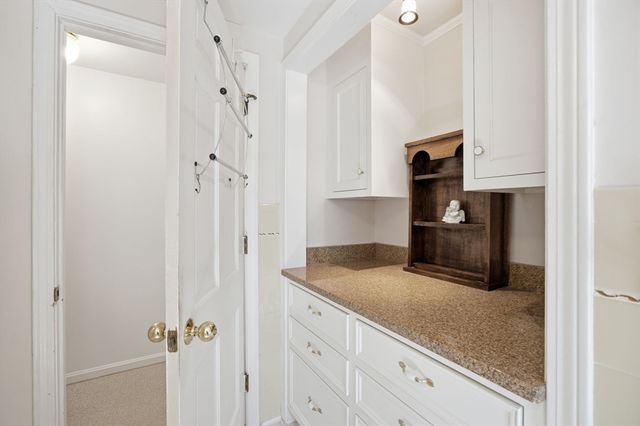 179 Sheaffer Rd, Barnstable, MA 02632