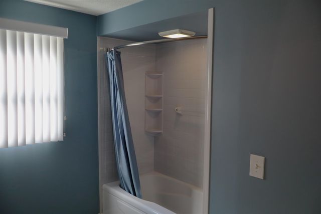 56 Arbutus Lane, Manchester, NH 03109