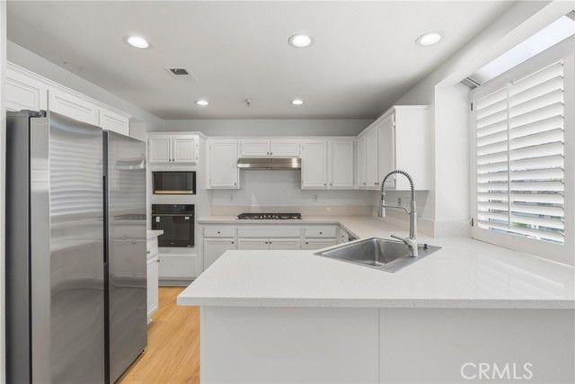 14075 Lemoli, Hawthorne, CA 90250