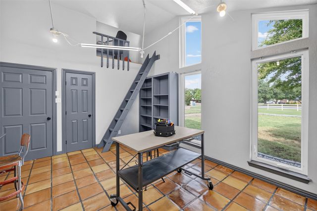 31 Rancho Drive N, Fort Worth, TX 76244