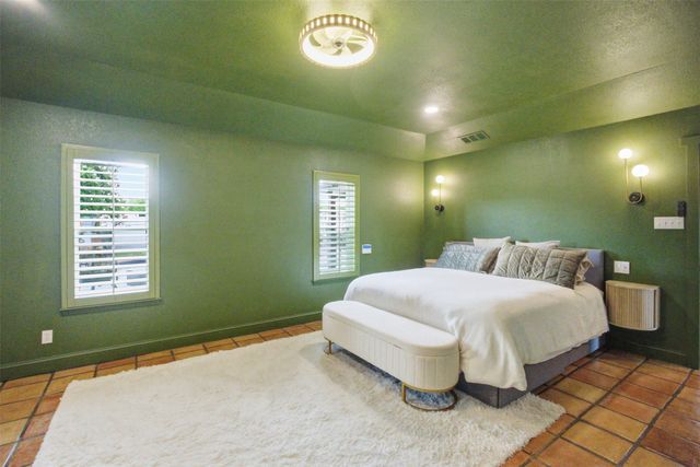 31 Rancho Drive N, Fort Worth, TX 76244