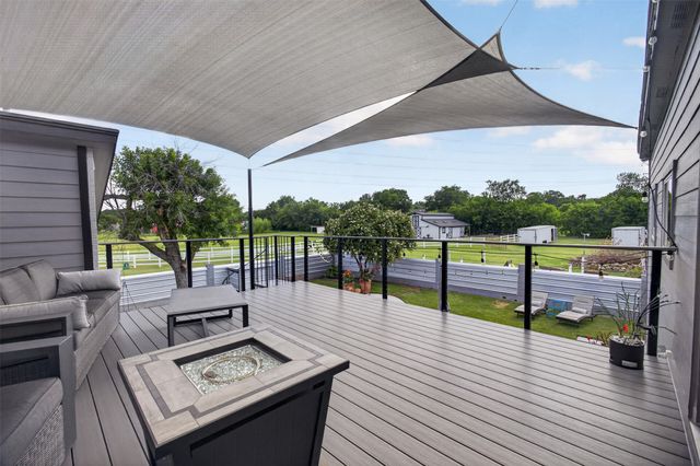 31 Rancho Drive N, Fort Worth, TX 76244