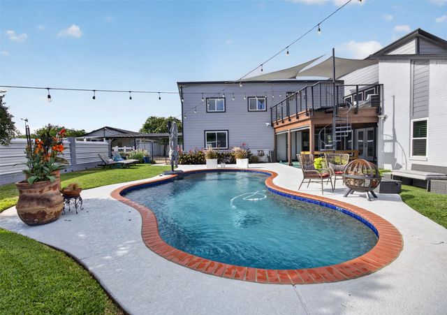 31 Rancho Drive N, Fort Worth, TX 76244