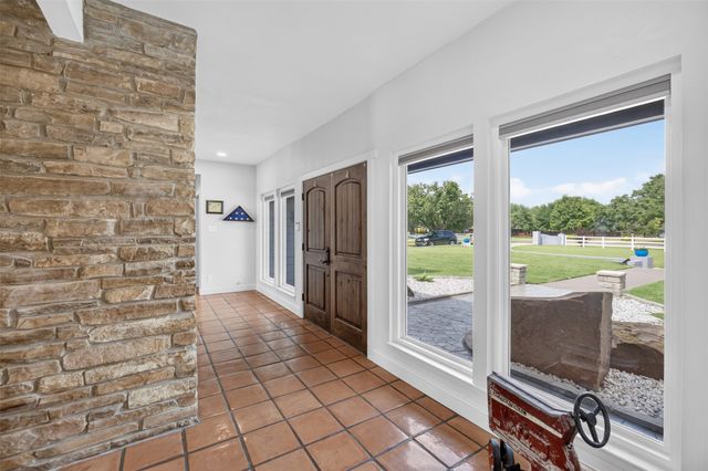 31 Rancho Drive N, Fort Worth, TX 76244