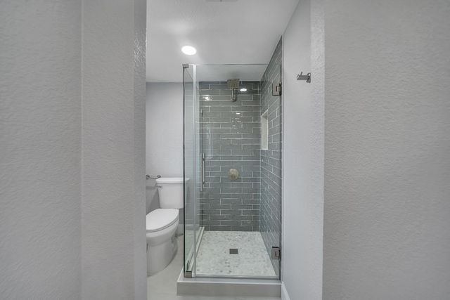 1800 Duncan Dr, Tracy, CA 95376