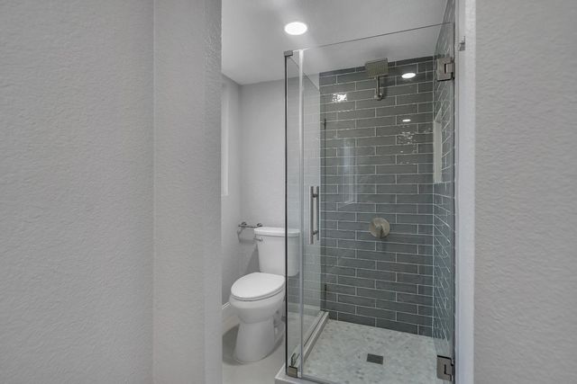 1800 Duncan Dr, Tracy, CA 95376