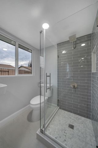 1800 Duncan Dr, Tracy, CA 95376