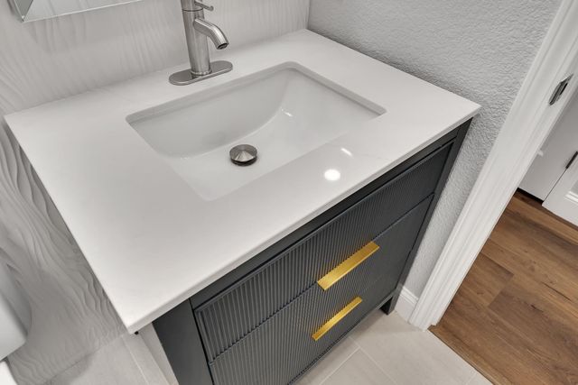 1800 Duncan Dr, Tracy, CA 95376