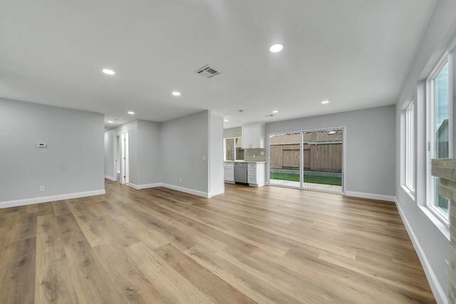 1800 Duncan Dr, Tracy, CA 95376