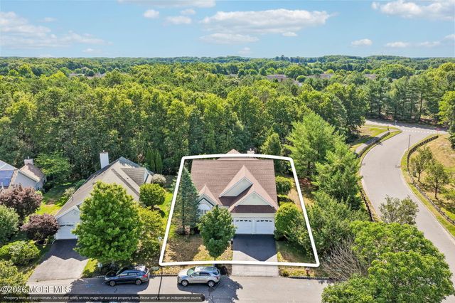 122 Skyline Drive, Lakewood, NJ 08701