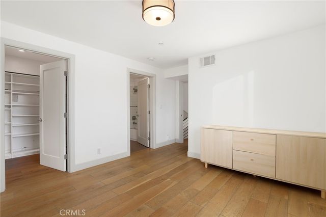 2400 Glendale Court, Los Angeles, CA 90039