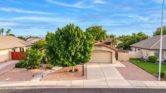 2093 E NATHAN Way, Chandler, AZ 85225