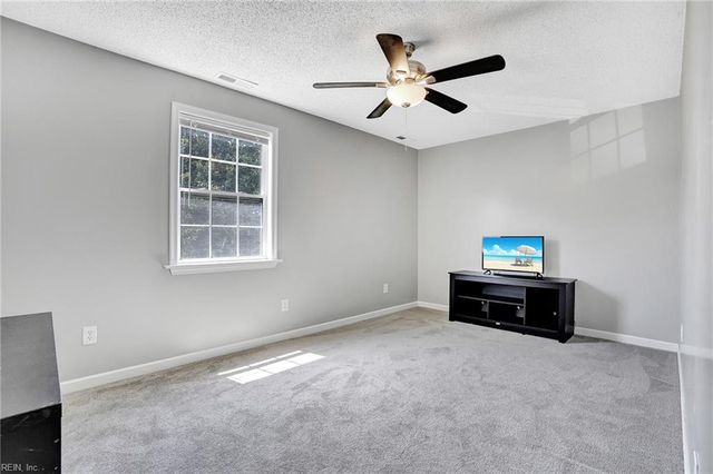 226 Lenox Ave, Norfolk, VA 23503
