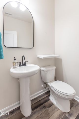 8400 Jordan Meadow Drive, Fuquay Varina, NC 27526