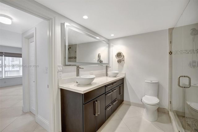 3700 Galt Ocean Dr 303, Fort Lauderdale, FL 33308