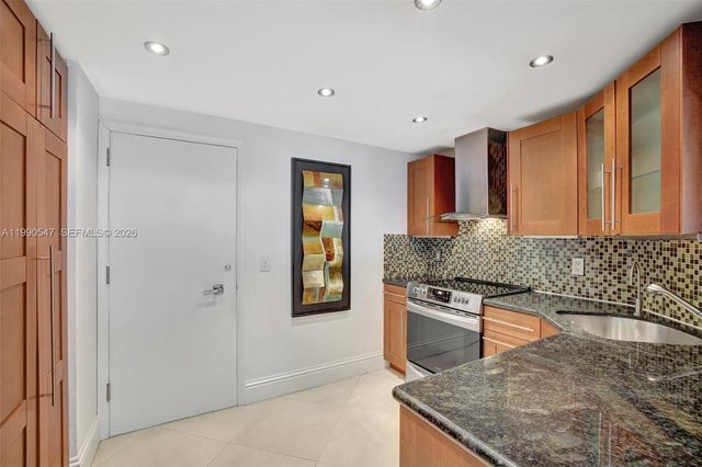 3700 Galt Ocean Dr 303, Fort Lauderdale, FL 33308