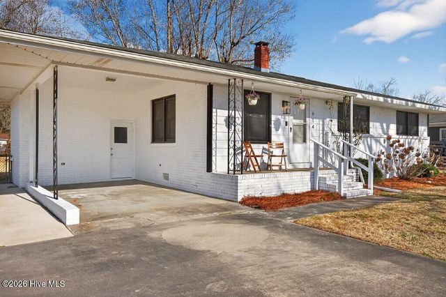 914 Greenfield Heights Boulevard, Havelock, NC 28532