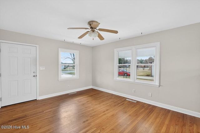 914 Greenfield Heights Boulevard, Havelock, NC 28532