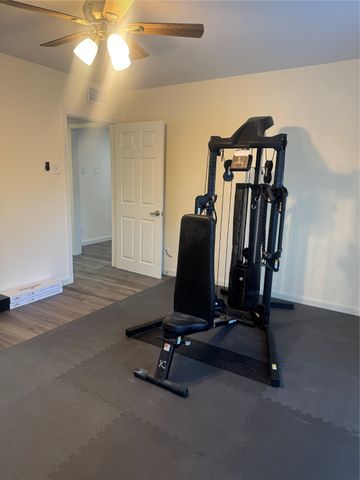 7832 Royal Lane 102, Dallas, TX 75230