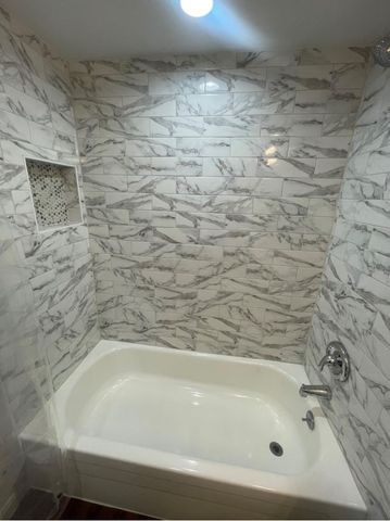 7832 Royal Lane 102, Dallas, TX 75230