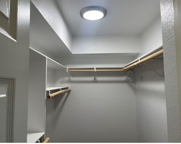 7832 Royal Lane 102, Dallas, TX 75230