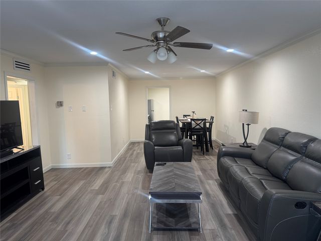 7832 Royal Lane 102, Dallas, TX 75230