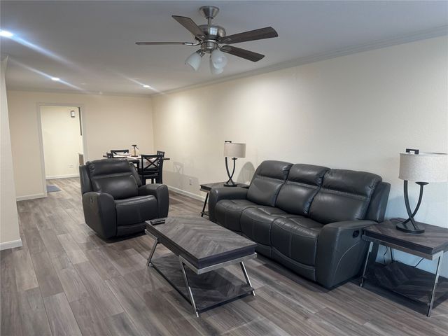 7832 Royal Lane 102, Dallas, TX 75230