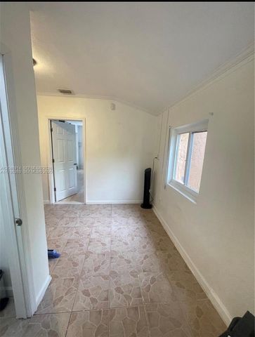 1211 NE 130th St 1, North Miami, FL 33161