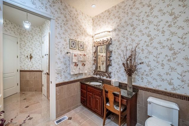 114 Shadowood Lane, Davisville, WV 26142