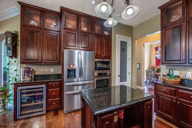 114 Shadowood Lane, Davisville, WV 26142