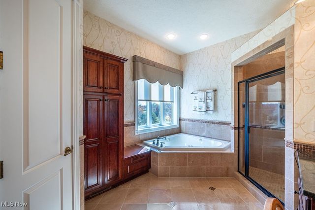 114 Shadowood Lane, Davisville, WV 26142