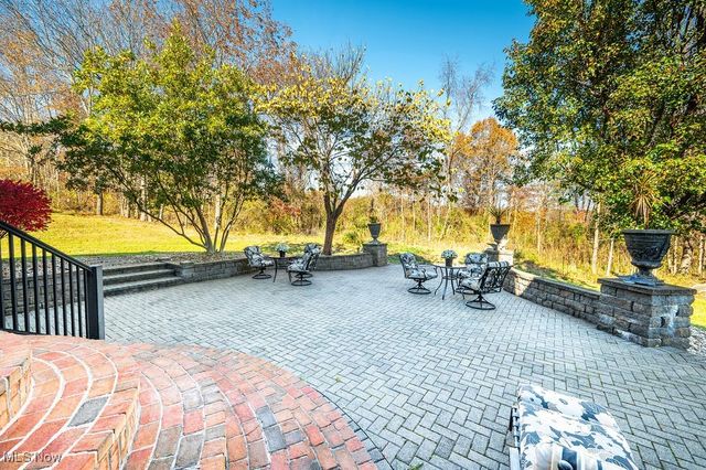 114 Shadowood Lane, Davisville, WV 26142